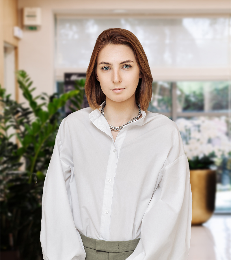 Юлия Ломаева 