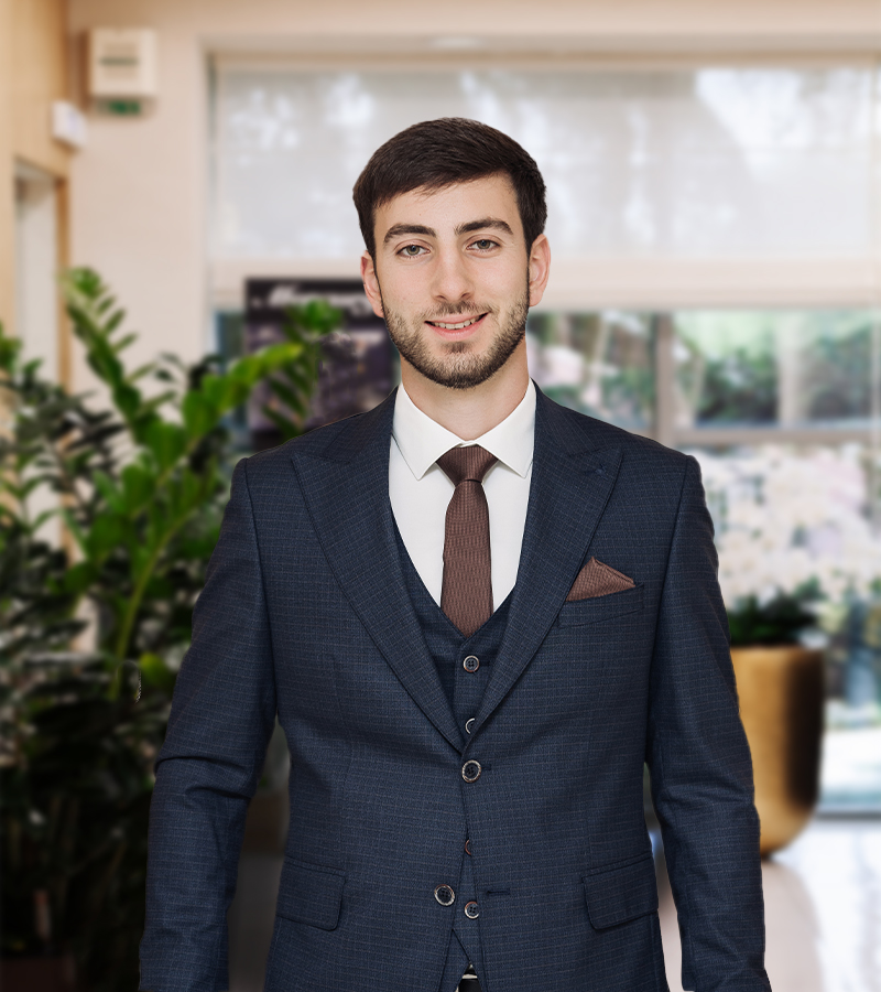 Давид Сарян 