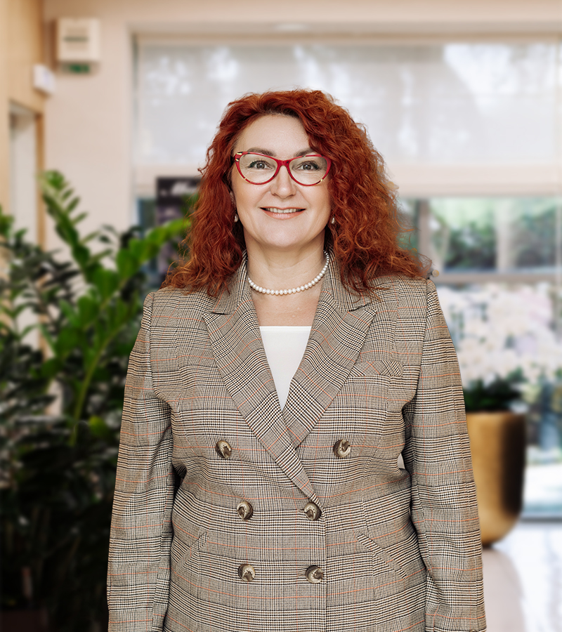 Елена  Барвинская 