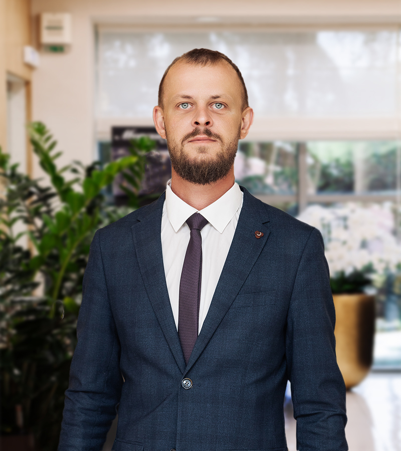 Александр Иванов